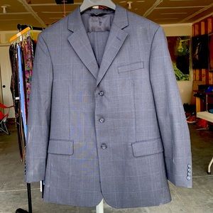 JoS A Banks 2 Piece Suit